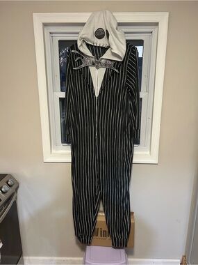 Disney The Nightmare Before Christmas Jack Skeleton Striped Onesie Size XXL